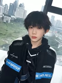反派竟然暗恋我多年？" width="120" height="150"