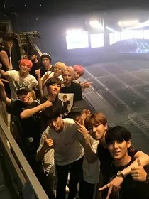 seventeen：倦鸟知还" width="120" height="150"